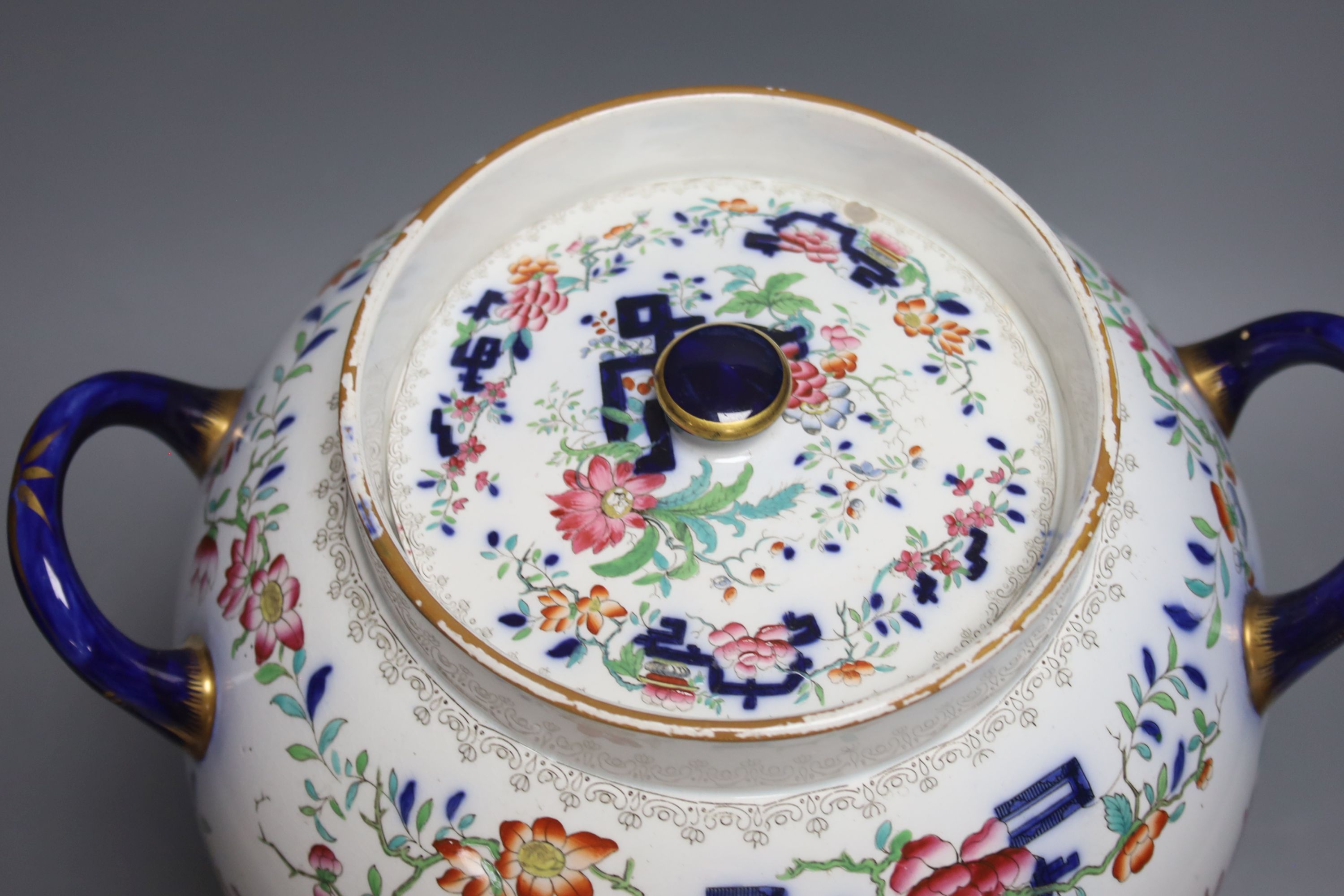 A large Minton stone china pot pourri jar and cover, height 33cm